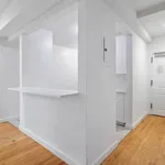 Rent 4 bedroom apartment in Manhattan