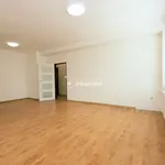 Pronajměte si 3 ložnic/e byt o rozloze 76 m² v Praha