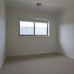 Rent 4 bedroom house in Googong