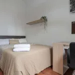 Rent a room of 113 m² in madrid