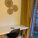 Rent 4 bedroom apartment in Paris