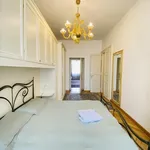 Rent 3 bedroom apartment of 79 m² in Prague