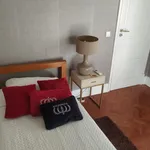 Rent 5 bedroom apartment in Lisbon