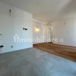 Affitto 2 camera appartamento di 58 m² in Milan