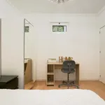 Rent a room of 100 m² in Lisboa