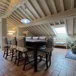 Rent 3 bedroom apartment of 107 m² in Cortona