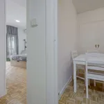 Rent a room of 120 m² in madrid