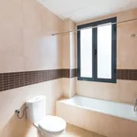 Rent 2 bedroom apartment of 65 m² in Málaga