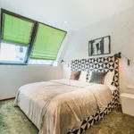 Miete 2 Schlafzimmer wohnung von 1905 m² in vienna