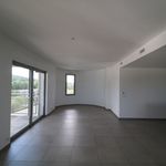 Rent 4 bedroom apartment of 105 m² in EN PROVENCE