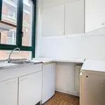 Huur 2 slaapkamer huis van 320 m² in Bruxelles