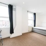 Rent 3 bedroom house in Leeds