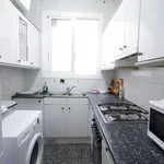 Rent a room of 120 m² in Barcelona