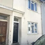 Rent 4 bedroom flat in Brighton