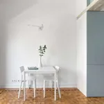 Rent 1 bedroom apartment in lisbon