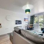 Rent 3 bedroom flat of 95 m² in Newcastle upon Tyne