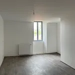 Maison de 170 m² avec 4 chambre(s) en location à Xanton-Chassenon