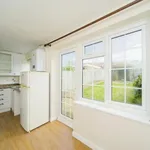 Rent 2 bedroom apartment in Wealden