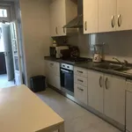 Rent 4 bedroom apartment in Lisbon