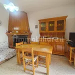 Rent 5 bedroom house of 200 m² in Grutti