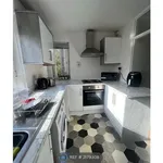 Rent 2 bedroom flat in Scotland