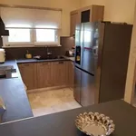 Rent 3 bedroom house of 150 m² in Καλύβια Θορικού