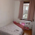 Maison de 200 m² avec 4 chambre(s) en location à Châtelet