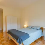 Rent 7 bedroom apartment in Porto