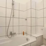 Rent 6 bedroom apartment of 104 m² in Berlin