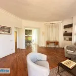 Affitto 4 camera appartamento di 155 m² in Rome