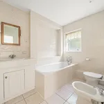 Rent 5 bedroom house in Surrey