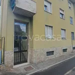 Affitto 2 camera appartamento di 65 m² in Pavia