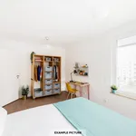 Rent 4 bedroom apartment of 15 m² in Berlin