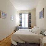 Appartement de 107 m² avec 1 chambre(s) en location à Paris