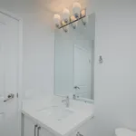 Appartement de 1054 m² avec 3 chambre(s) en location à Toronto