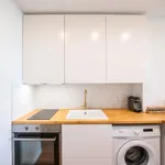 Appartement de 300 m² avec 1 chambre(s) en location à Lyon