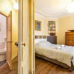 Rent 2 bedroom apartment of 90 m² in paris