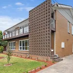 Rent 5 bedroom house in Ballarat Central