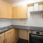 Rent 1 bedroom flat in Hull