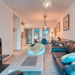 Appartement de 720 m² avec 2 chambre(s) en location à Marseille