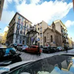 Rent 5 bedroom apartment of 85 m² in Naples