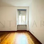 Rent 3 bedroom apartment of 102 m² in Milan