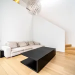 Maison de 729 m² avec 4 chambre(s) en location à Uccle