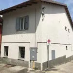 Affitto 5 camera appartamento di 180 m² in Lurago d'Erba