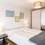 Rent 1 bedroom apartment of 646 m² in Zurich