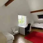 Huur 3 slaapkamer appartement van 270 m² in brussels