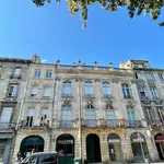 Rent 2 bedroom apartment of 52 m² in Bordeaux