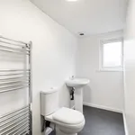 Rent 5 bedroom house in Leeds