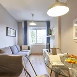 Rent 4 bedroom apartment of 65 m² in Barcelona