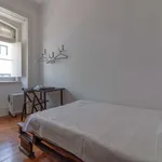 Rent a room in lisbon